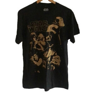 STAR WARS | Black and gold tee with characters